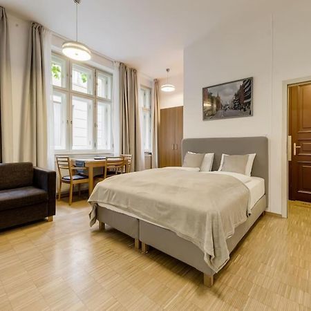 Deluxe Suite In Prime Location Praga Esterno foto