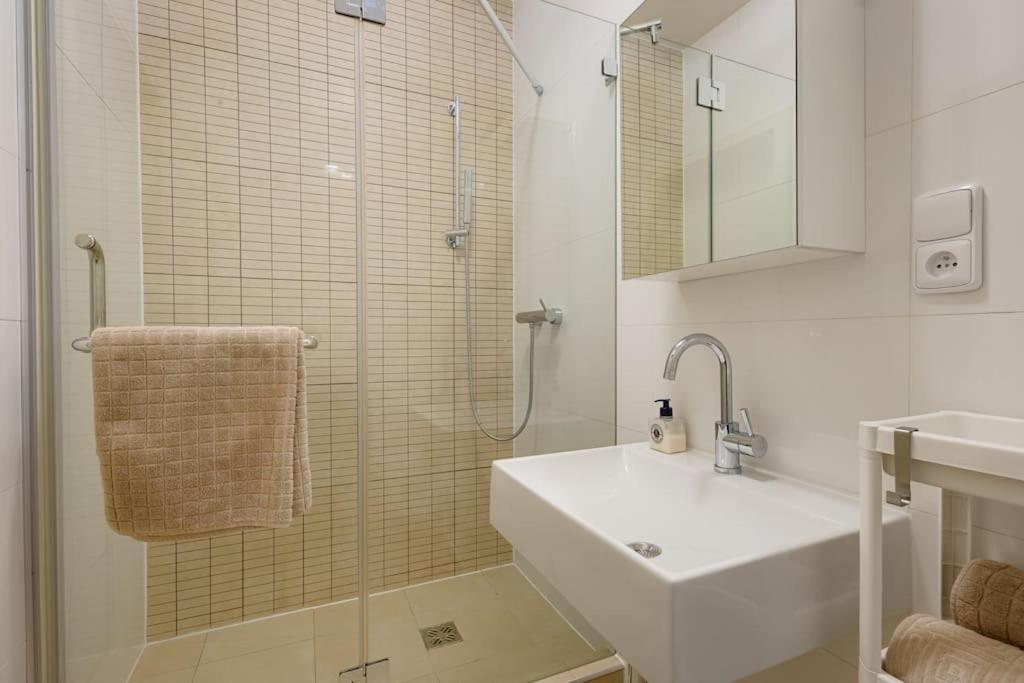 Deluxe Suite In Prime Location Praga Esterno foto